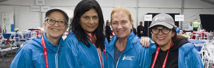 Volunteers at the 2024 Bank of America Chicago Marathon