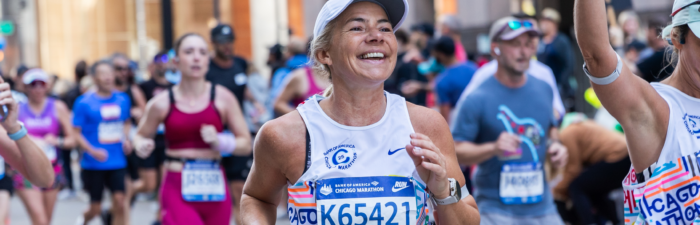 Participants running the 2025 Bank of America Chicago Marathon